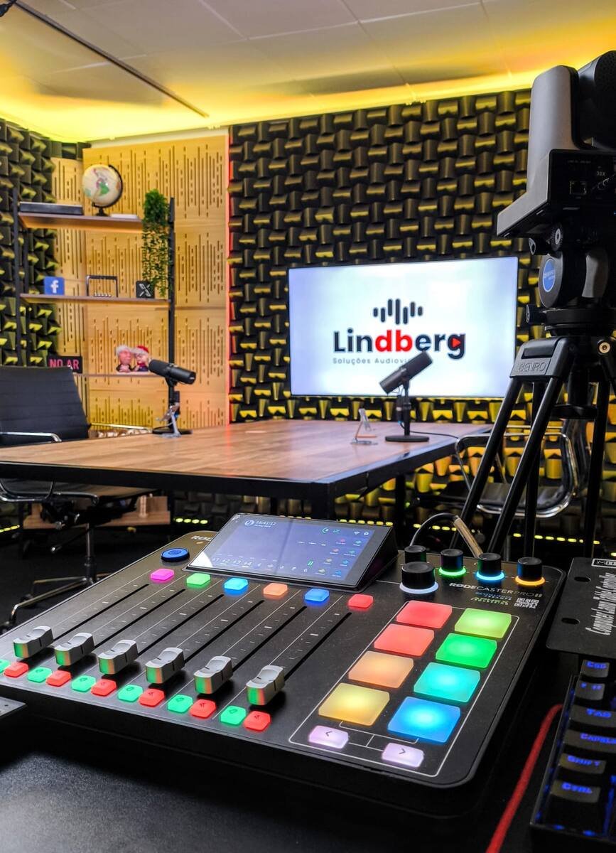 Estúdio de podcast da Lindberg